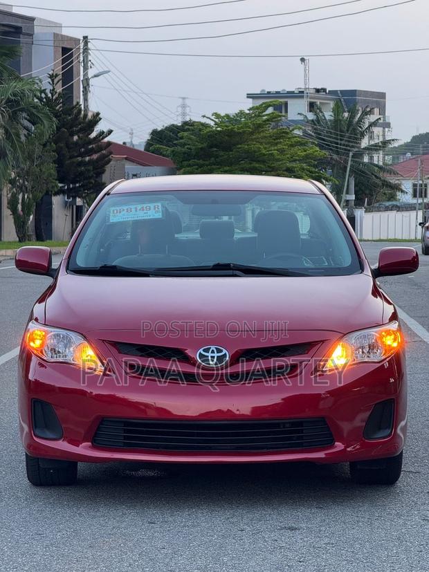Toyota Corolla LE Special Edition 4dr Sedan (1.8L 4cyl 4A) 2013 Red