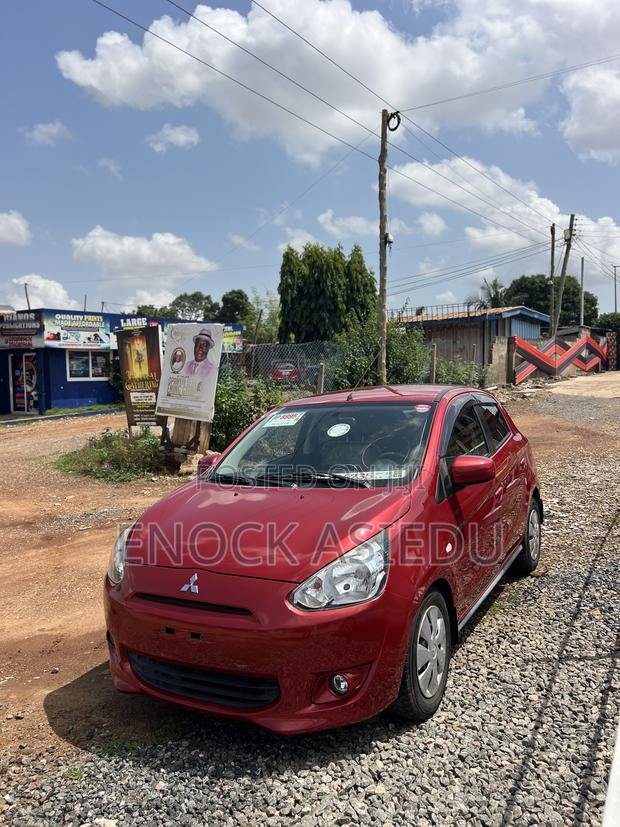 Mitsubishi Mirage ES 4dr Hatchback (1.2L 3cyl 5M) 2014 Red