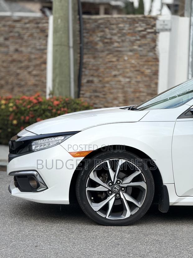 Honda Civic Touring Sedan 2020 White