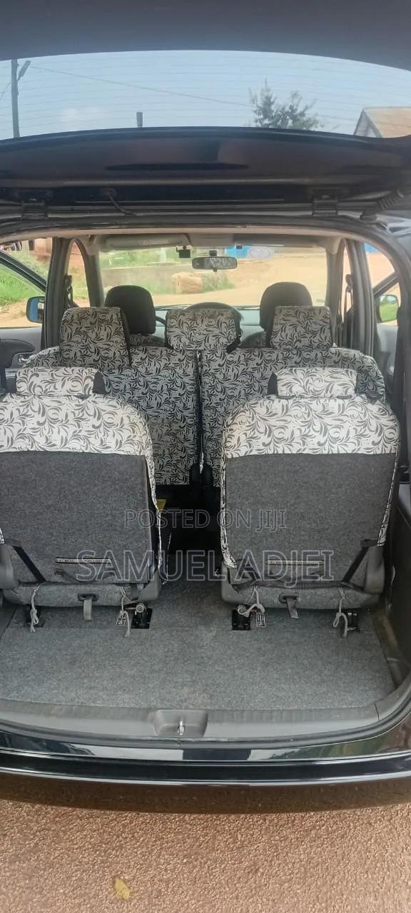 Toyota Sienta 1.5 AWD 2014 Black