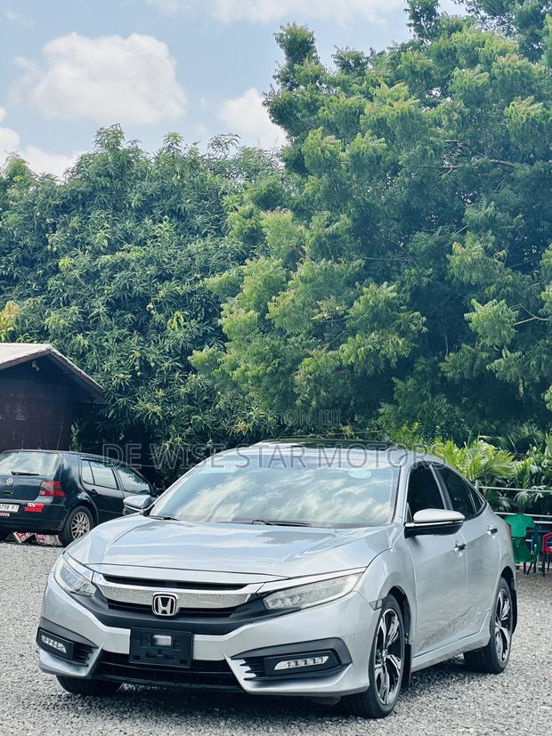 Honda Civic Touring 4dr Sedan (1.5L 4cyl) 2016 Silver
