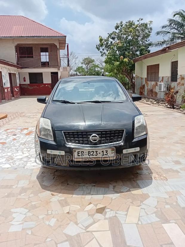 Nissan Sentra 2011 Black