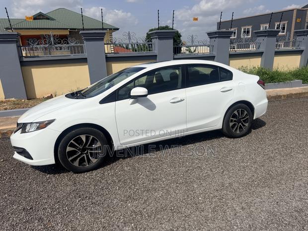 Honda Civic EX-L w/Navigation 4dr Sedan (1.8L 4cyl CVT) 2015 White