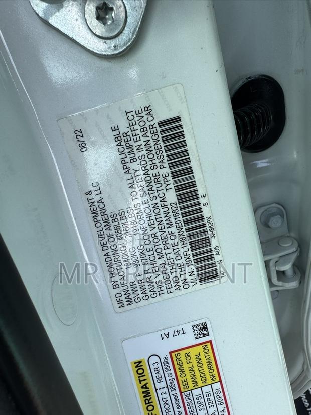 Honda Civic Sport Touring 2022 White