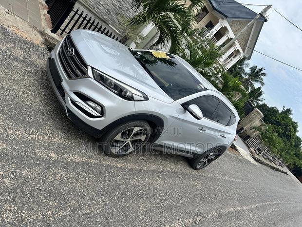 Hyundai Tucson 2018 Silver