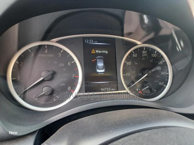 Nissan Sentra 2018 Silver