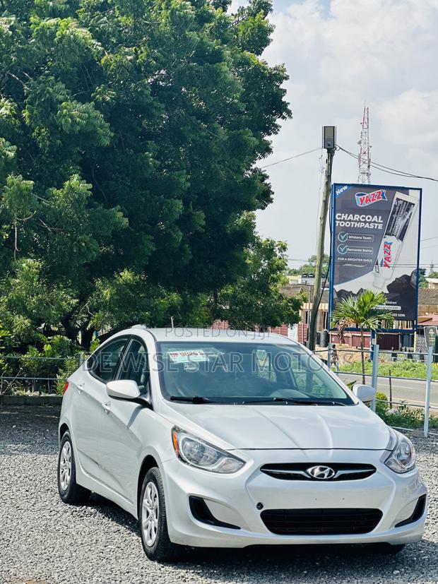 Hyundai Accent GLS Automatic 2012 Silver