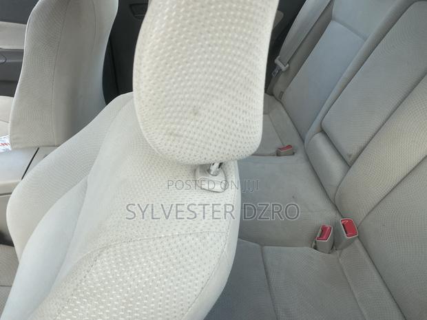 Toyota Belta 2010 Blue