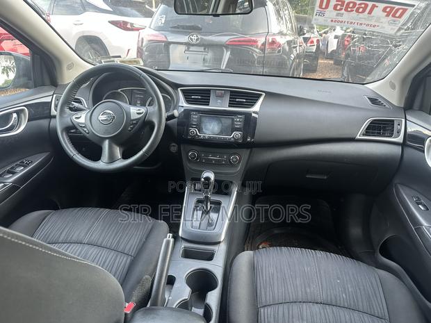 Nissan Sentra 2018 Gray