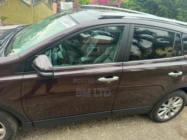 Toyota RAV4 2016 Maroon