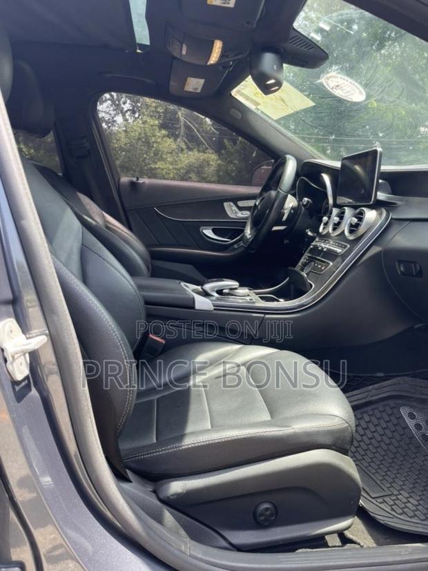 Mercedes-Benz C300 2017 Gray