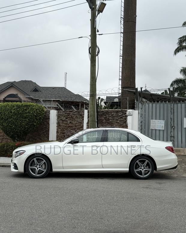 Mercedes-Benz E300 2018 White