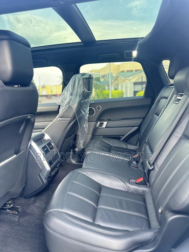 Land Rover Range Rover Sport 2021 White