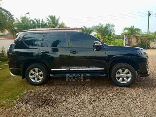Toyota Land Cruiser Prado 2015 Black