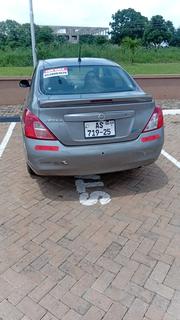 Nissan Versa 2013 Gray for sale