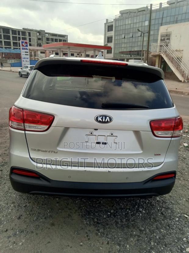 Kia Sorento 2.4L LX FWD 2019 Silver