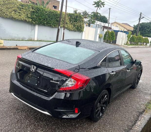Honda Civic Touring Sedan 2019 Black