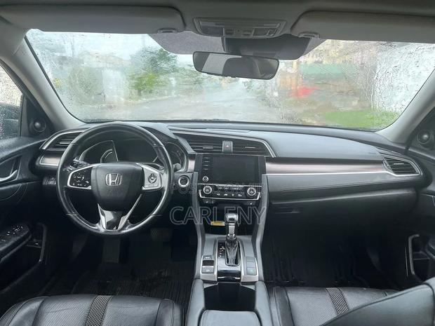 Honda Civic Touring Sedan 2019 Black