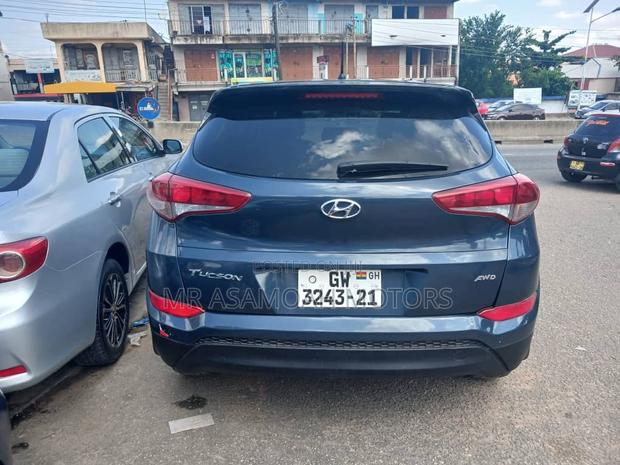 Hyundai Tucson SE AWD 2018 Blue