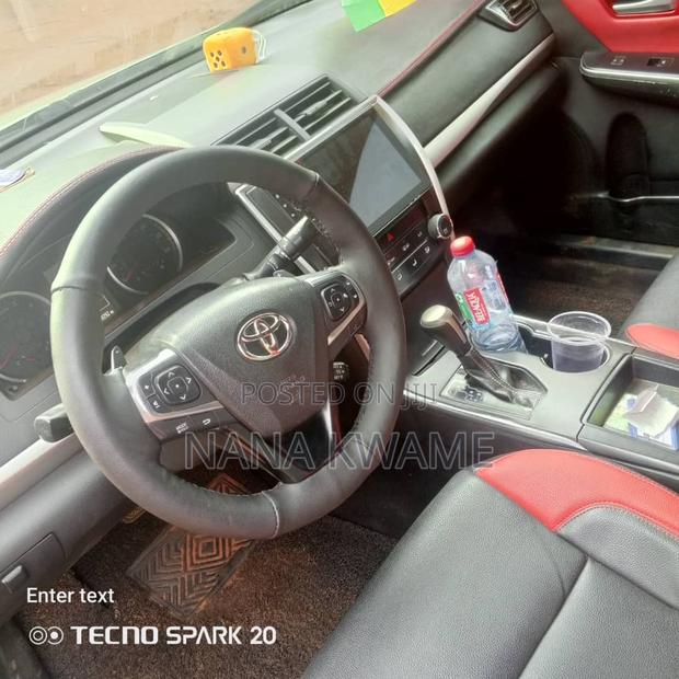 Toyota Camry SE 4dr Sedan (2.5L 4cyl 6A) 2016 Silver