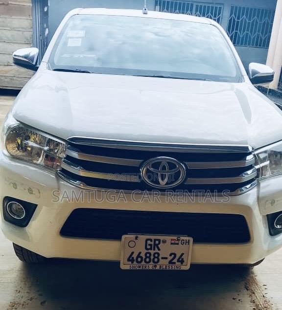 Toyota Hilux 2017 White