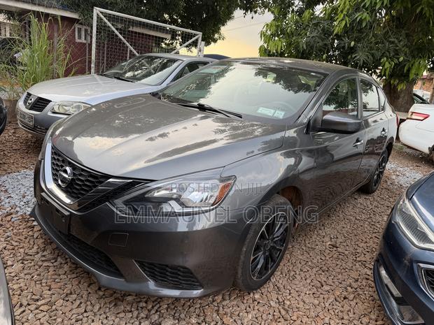 Nissan Sentra 2018 Gray