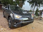 Toyota RAV4 2018 Gray for sale