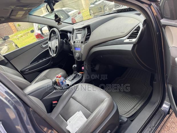 Hyundai Santa Fe 2017 Gray