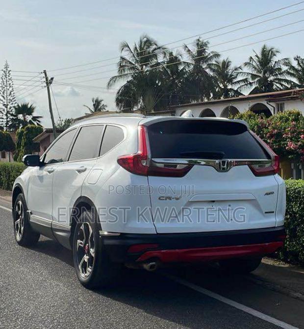 Honda CR-V Touring AWD 2019 White