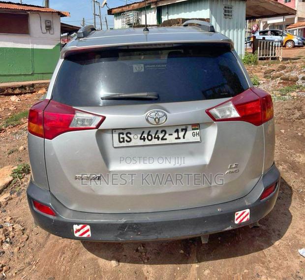 Toyota RAV4 2015 Gray