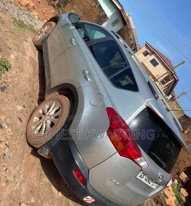 Toyota RAV4 2015 Gray
