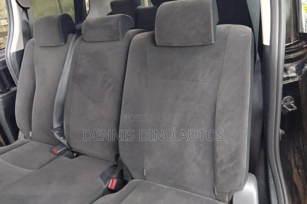 Toyota Voxy 2013 Black