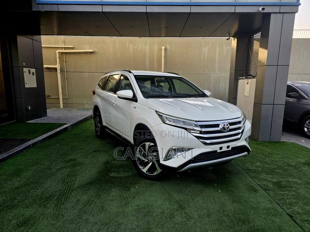 Toyota Rush 2022 White