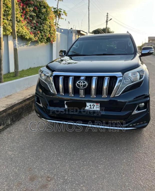 Toyota Land Cruiser Prado 2016 Black