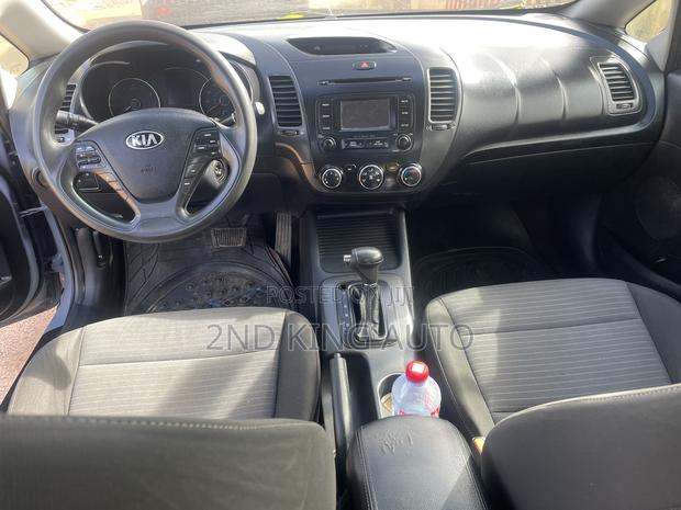 Kia Forte LX Sedan 2015 Blue