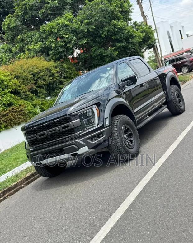 Ford F-150 2022 Black