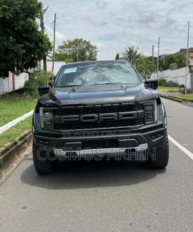 Ford F-150 2022 Black