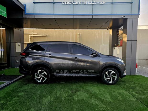 Toyota Rush 1.5 AWD 2019 Gray
