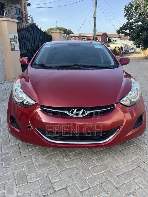Hyundai Elantra Limited Sedan FWD (1.8L 4cyl 6A) 2013 Red