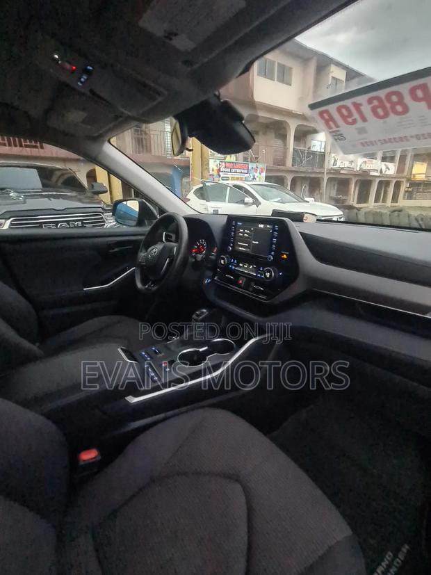 Toyota Highlander 2021 White