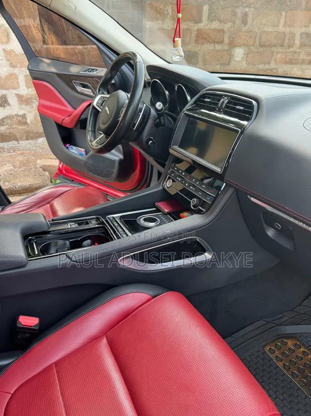 Jaguar F-Pace S AWD 2020 Red
