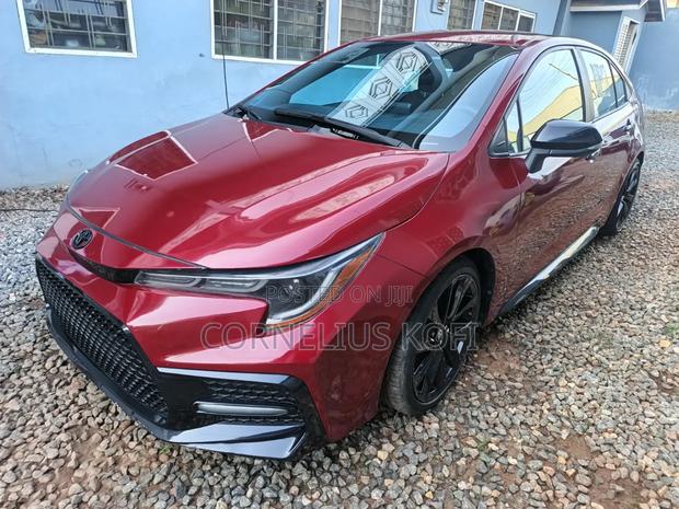 Toyota Corolla SE 2022 Red