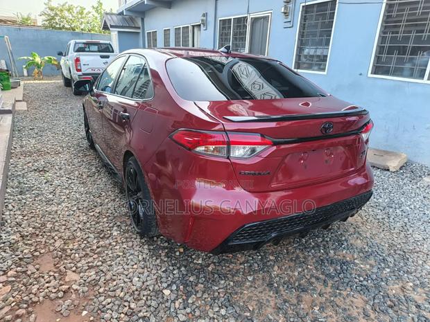Toyota Corolla SE 2022 Red