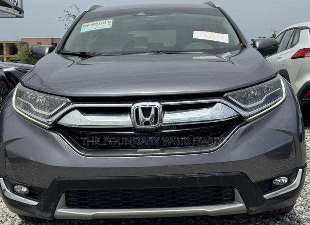 Honda CR-V Touring AWD 2019 Gray