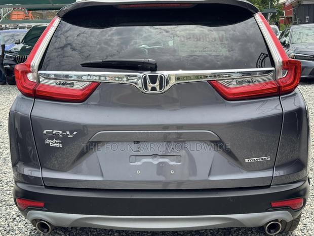 Honda CR-V Touring AWD 2019 Gray