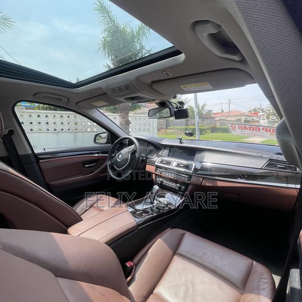 BMW 5 Series 520d 2013 Blue