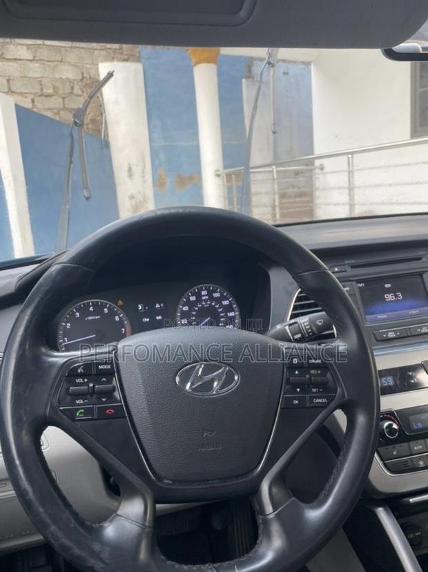 Hyundai Sonata 2016 Blue