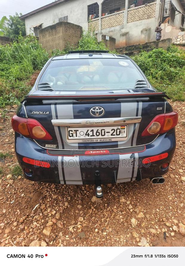 Toyota Corolla 2009 Blue