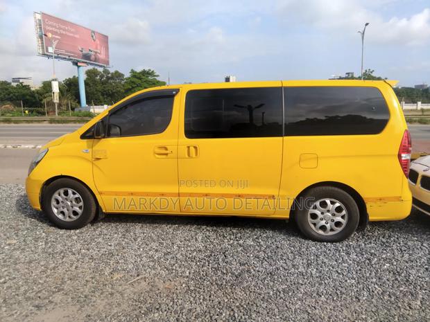 Hyundai Click 2011 Yellow