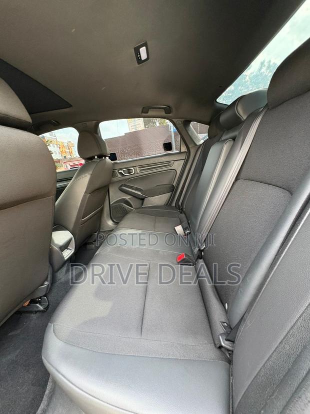 Honda Civic Sport 2022 Silver